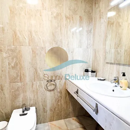 Golfinho By Sunny Deluxe * Albufeira