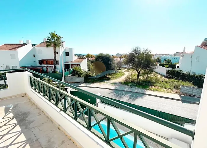 빌라 Golfinho By Sunny Deluxe *