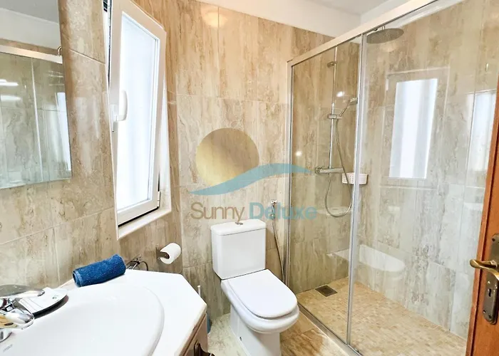 Golfinho By Sunny Deluxe 알부페이라