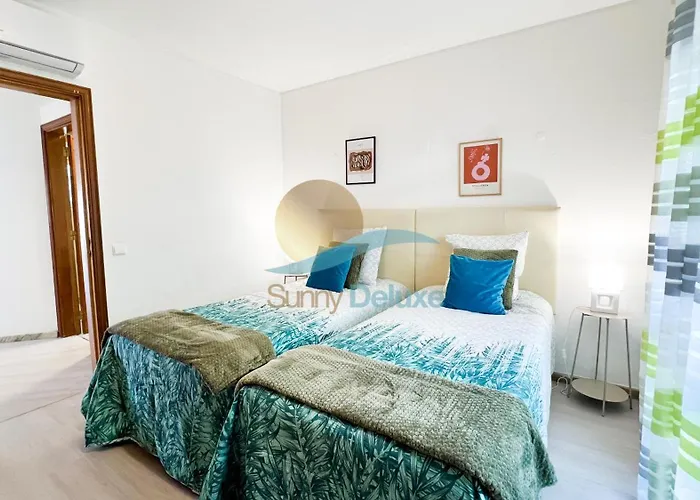 Golfinho By Sunny Deluxe Βίλα