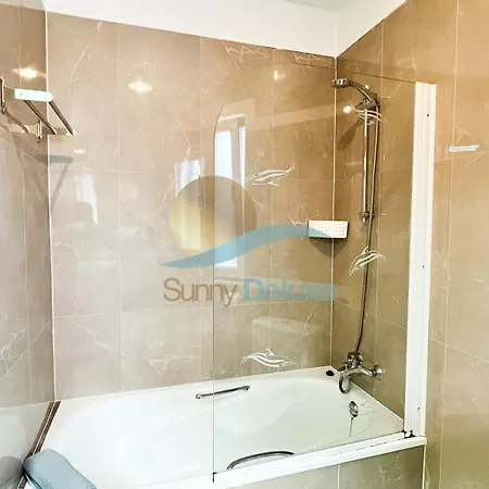 Villa Golfinho By Sunny Deluxe Villa